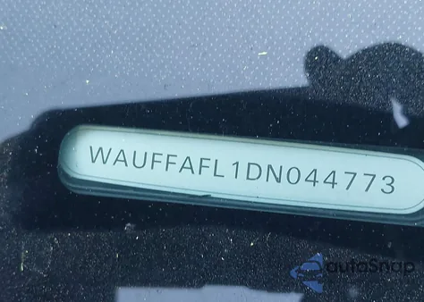 2013 Audi A4 2.0T Premium из США, поврежденный, VIN WAUFFAFL1DN044773